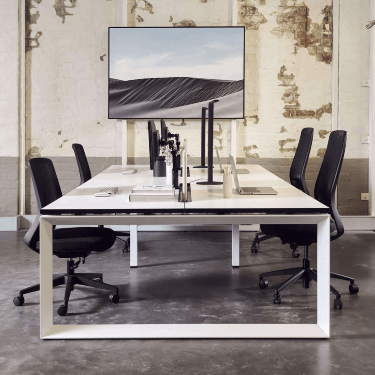 Infinity Workstation by Innerspace